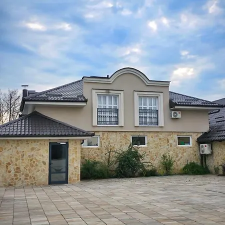 Jezero Rudanka 아파트호텔 *